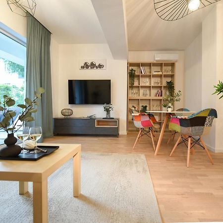 Vacation Feel - 2Br Apartment With Terrace & Private Parking In Baneasa Bucareste Exterior foto